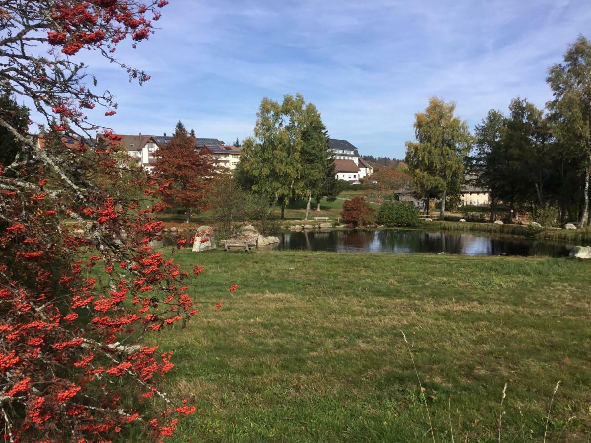 Gemuetliche 1Z Fewo In Schoenwald Mit Balkon, Schwimmbad, Sauna, Fitness Schönwald Exterior foto